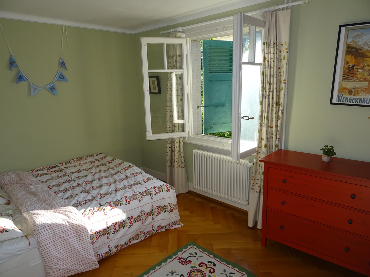 Second bedroom